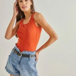 Ολοκαίνουργιο 🔔 The Fashion Project Basic αμάνικο αθλητικό Top - Κεραμιδί ❤️