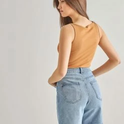 Πολύ καλή προσφορά 👏 The Fashion Project Basic αμάνικο τοπ με κουμπάκια - Caramel 😍 -Φορέματα Εκπτώσεις basic amaniko top me koumpakia 88848 i7zn