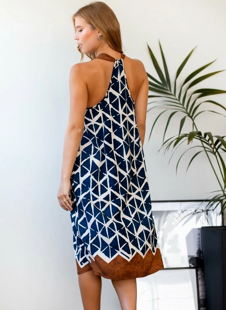 ΧΟΝΔΡΙΚΟ ΕΜΠΟΡΙΟ ❤️ The Fashion Project Εμπριμέ φόρεμα α΄μανικο - Μπλε σκούρο 🎉 2 ΧΟΝΔΡΙΚΟ ΕΜΠΟΡΙΟ ❤️ The Fashion Project Εμπριμέ φόρεμα α΄μανικο - Μπλε σκούρο 🎉 - Image 2