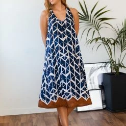 ΧΟΝΔΡΙΚΟ ΕΜΠΟΡΙΟ ❤️ The Fashion Project Εμπριμέ φόρεμα α΄μανικο - Μπλε σκούρο 🎉 7 ΧΟΝΔΡΙΚΟ ΕΜΠΟΡΙΟ ❤️ The Fashion Project Εμπριμέ φόρεμα α΄μανικο - Μπλε σκούρο 🎉 -Φορέματα Εκπτώσεις forema amaniko me entono pattern 106002 508v