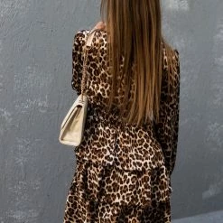 Εκπτωση 🔥 The Fashion Project Εμπριμέ φόρεμα με V Cut άνοιγμα - Leopard 🔔 -Φορέματα Εκπτώσεις forema animal print me volan 106327 jm3v