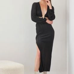 Το φθηνότερο ⌛ The Fashion Project Φόρεμα γκοφρέ με Cut Outs και μέταλλο - Μαύρο 🎉 -Φορέματα Εκπτώσεις forema gkofre me cut outs kai metallo 108400 onbi