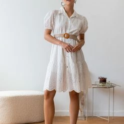 Προϋπολογισμός ✨ The Fashion Project Φόρεμα κιπούρ με κουμπιά - Λευκό 🛒 -Φορέματα Εκπτώσεις forema kipour me koumpia 106030 cud7