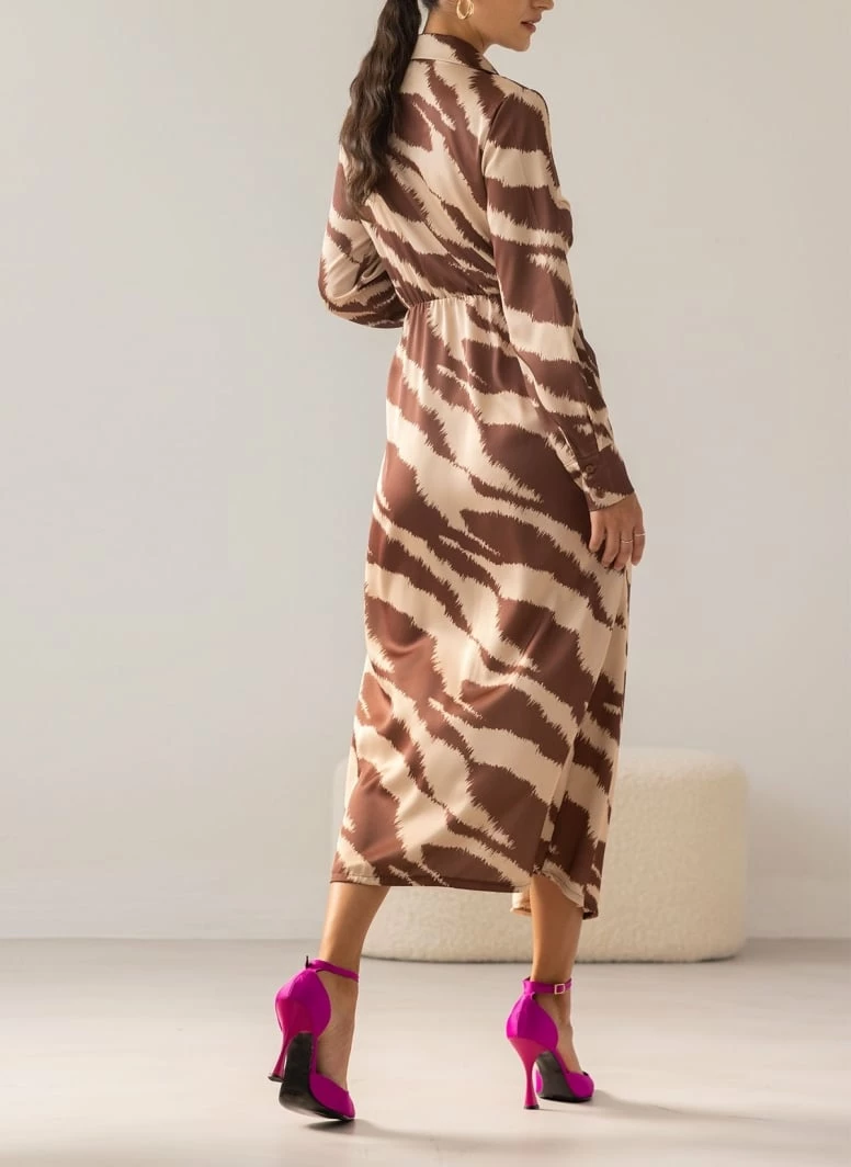 Φτηνός 🥰 The Fashion Project Εμπριμέ φόρεμα με κρουαζέ δέσιμο - Καφέ 👍 2 Φτηνός 🥰 The Fashion Project Εμπριμέ φόρεμα με κρουαζέ δέσιμο - Καφέ 👍 - Image 2