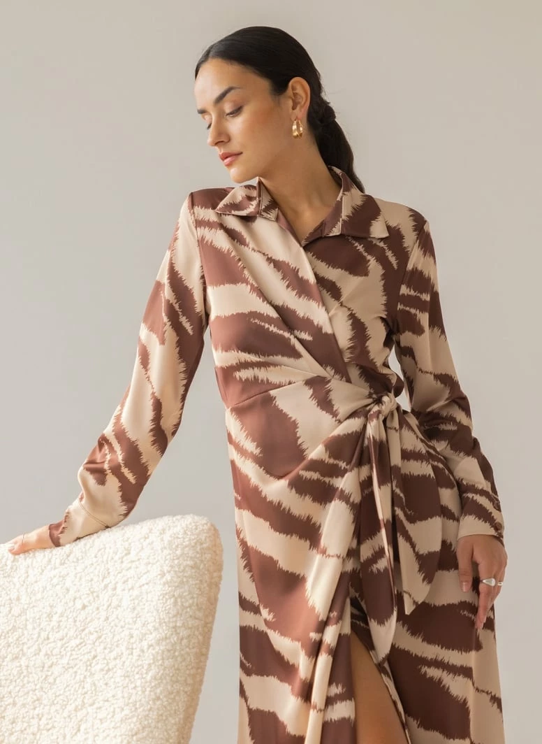 Φτηνός 🥰 The Fashion Project Εμπριμέ φόρεμα με κρουαζέ δέσιμο - Καφέ 👍 1 Φτηνός 🥰 The Fashion Project Εμπριμέ φόρεμα με κρουαζέ δέσιμο - Καφέ 👍