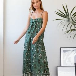 Προϋπολογισμός ⭐ The Fashion Project Εμπριμέ φόρεμα με λαχούρια - Χακί 👏 -Φορέματα Εκπτώσεις forema lino me laxouria 105813 g0f1