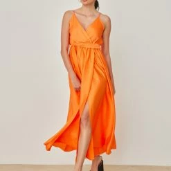 Καλύτερη πώληση 🔔 The Fashion Project Φόρεμα μακρύ σατέν με άνοιγμα - Πορτοκαλί 🤩 -Φορέματα Εκπτώσεις forema makru saten me anoigma 102327 aw3a