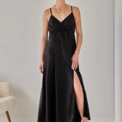 Νέος 🤩 The Fashion Project Φόρεμα μάξι σατέν με άνοιγμα - Μαύρο 🥰 9 Νέος 🤩 The Fashion Project Φόρεμα μάξι σατέν με άνοιγμα - Μαύρο 🥰 -Φορέματα Εκπτώσεις forema maksi saten me anoigma 107042 k28n