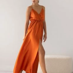 Φτηνός 💯 The Fashion Project Φόρεμα μάξι σατέν με άνοιγμα - Κεραμιδί 🌟 -Φορέματα Εκπτώσεις forema maksi saten me anoigma 107046 o39c