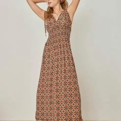 Καλύτερες κριτικές για 👏 The Fashion Project Εμπριμέ φόρεμα με σούρες - Ροδακινί 🔥 -Φορέματα Εκπτώσεις forema maxi emprime 103037 9to0