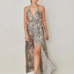 Flash Sale 🎁 Εμπριμέ φόρεμα με λαχούρια NAIBA 401.073E - Άμμου 🎁 -Φορέματα Εκπτώσεις forema maxi me laxouria naiba 401073e 105062 wf32