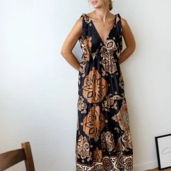 Φτηνός 😉 The Fashion Project Εμπριμέ φόρεμα με φιογκάκια στους ώμους - Μαύρο/Ταμπα 🛒