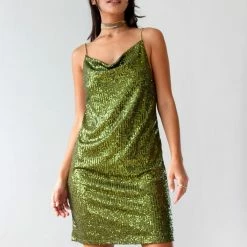 Το φθηνότερο 🌟 The Fashion Project Φόρεμα με παγιέτες και σούρα στο μπούστο - Πράσινο 🔥 -Φορέματα Εκπτώσεις forema me pagietes kai soura sto mpousto 106841 v4ht