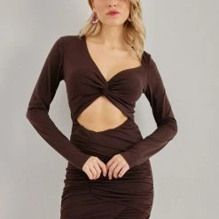 Η καλύτερη συμφωνία 🛒 The Fashion Project Φόρεμα μίνι με Cut Out - Καφέ 🔔 -Φορέματα Εκπτώσεις forema mini me cut out 108367 7bx1