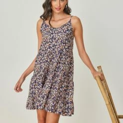 Η καλύτερη συμφωνία 🔔 The Fashion Project Φλοράλ φόρεμα με σούρες - Μπλε σκούρο ⭐