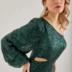 Εξοδος ⌛ The Fashion Project Φόρεμα μίνι με παγιέτες και ένα μανίκι - Κυπαρισσί 🔥 -Φορέματα Εκπτώσεις forema mini me pagietes kai ena maniki 109235 5x1n