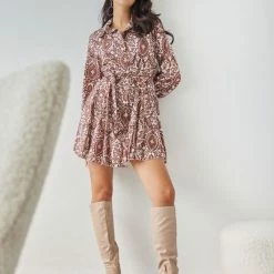 Η καλύτερη συμφωνία 😉 The Fashion Project Εμπριμέ φόρεμα με σούρες στα μανίκια - Καφέ 🥰