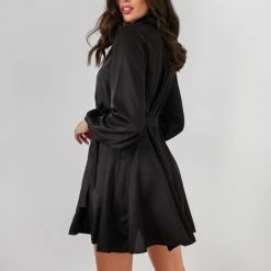 Εξοδος ⌛ The Fashion Project Φόρεμα μίνι σατέν με κουμπιά - Μαύρο 🔥 -Φορέματα Εκπτώσεις forema mini saten me koumpia 107603 cgx6
