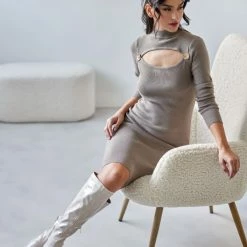 Καλύτερη πώληση 🧨 The Fashion Project Πλεκτό φόρεμα με Cut Out - Τάουπε 🔥