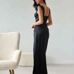 Συμφωνίες 🎁 The Fashion Project Φόρεμα σατέν με μεγάλο άνοιγμα - Μαύρο ⌛ 11 Συμφωνίες 🎁 The Fashion Project Φόρεμα σατέν με μεγάλο άνοιγμα - Μαύρο ⌛ -Φορέματα Εκπτώσεις forema saten me megalo anoigma 108389 w5md