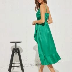 Αγορά 👏 The Fashion Project Φόρεμα ασύμμετρο σατέν με βολάν - Πράσινο ❤️ -Φορέματα Εκπτώσεις forema saten me volan kai lepta rantakia 94922 uump