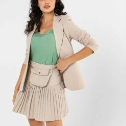 Η καλύτερη συμφωνία ✨ The Fashion Project Φούστα μίνι πλισέ με αλυσίδα - Μπεζ 👍