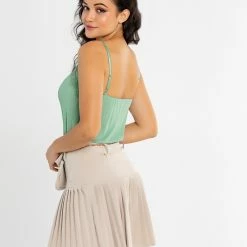 Η καλύτερη συμφωνία ✨ The Fashion Project Φούστα μίνι πλισέ με αλυσίδα - Μπεζ 👍 -Φορέματα Εκπτώσεις fousta plise me zwni alusida 77469 gtws