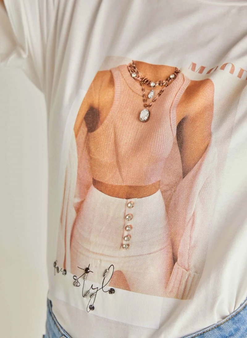 Αγορά 👍 The Fashion Project Κοντομάνικη μπλούζα με πέτρες - Λευκό 🥰 6 Αγορά 👍 The Fashion Project Κοντομάνικη μπλούζα με πέτρες - Λευκό 🥰 - Image 6