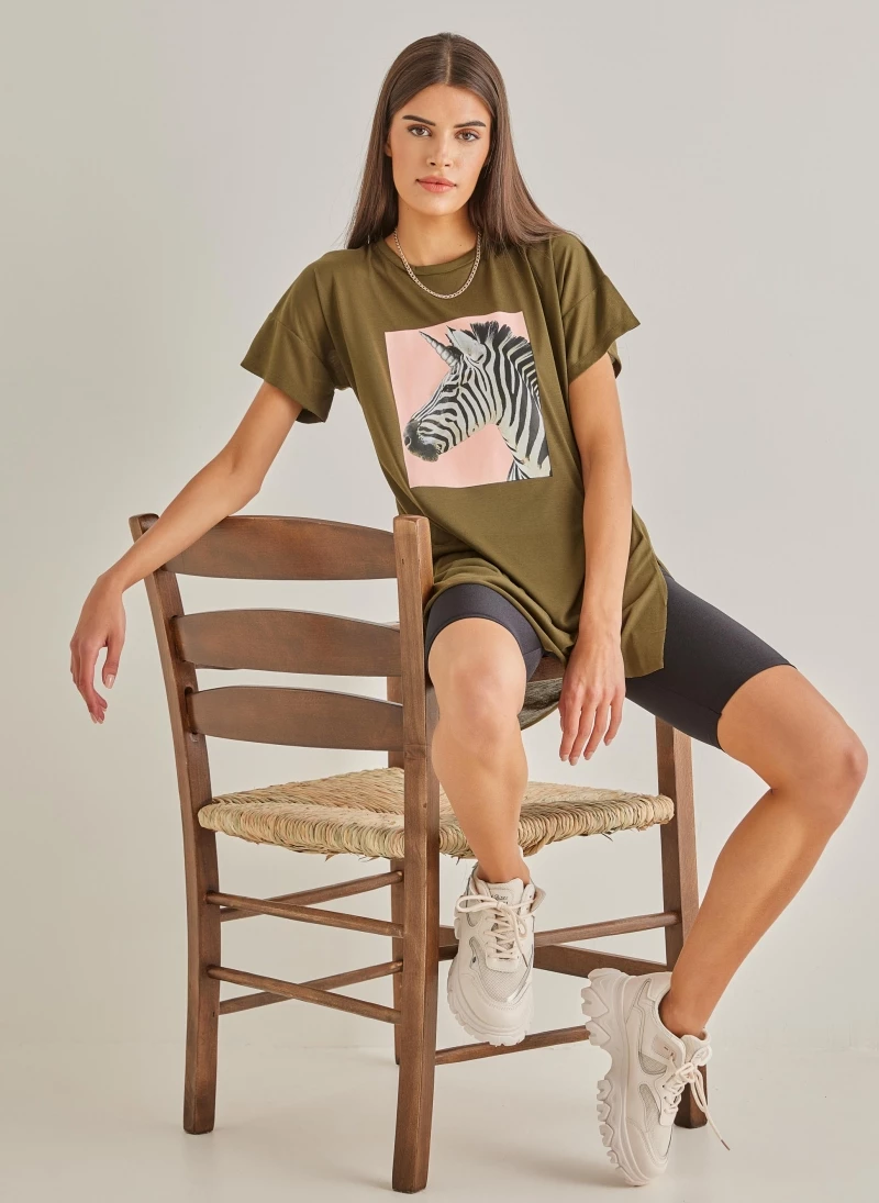 Κουπόνι 😉 The Fashion Project Μακρύ T-shirt με στάμπα ζέβρα - Χακί ⭐ 1 Κουπόνι 😉 The Fashion Project Μακρύ T-shirt με στάμπα ζέβρα - Χακί ⭐