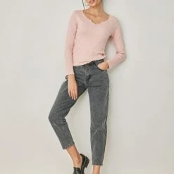 Πολύ καλή προσφορά 👍 NAIBA Μπλούζα μακρυμάνικη με V Cut άνοιγμα 601.219M - Ροζ 🛒 -Φορέματα Εκπτώσεις mplouza makrumaniki me v cut anoigma 601219m 101037 bzrd