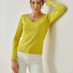 Συμφωνίες 🎁 NAIBA Μπλούζα μακρυμάνικη με V Cut άνοιγμα 601.219M - Μουσταρδί ❤️