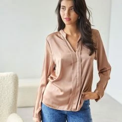 Καλύτερες κριτικές για 😀 The Fashion Project Μπλούζα σατέν με μάο γιακά - Biscuit 🥰 -Φορέματα Εκπτώσεις mplouza saten me mao giaka 107007 gfnv