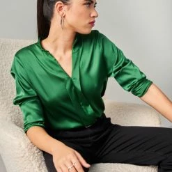 Νέος 👍 The Fashion Project Μπλούζα σατέν με μάο γιακά - Κυπαρισσί 🥰