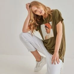 Συμφωνίες 🥰 The Fashion Project Oversized T-shirt με στάμπα - Χακί 🔔