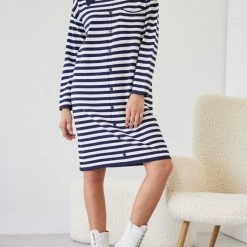 Συμφωνίες 😍 The Fashion Project Πλεκτό φόρεμα ριγέ με γιακά - Μπλε σκούρο 🥰 14 Συμφωνίες 😍 The Fashion Project Πλεκτό φόρεμα ριγέ με γιακά - Μπλε σκούρο 🥰 -Φορέματα Εκπτώσεις plekto forema rige me giaka 107472 4k5r