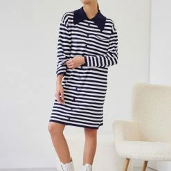 Συμφωνίες 😍 The Fashion Project Πλεκτό φόρεμα ριγέ με γιακά - Μπλε σκούρο 🥰