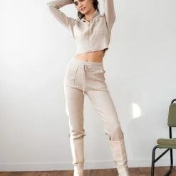 Προϋπολογισμός 😉 The Fashion Project Πλεκτό σετ ρούχων Jogger με ζακέτα - Μπεζ ❤️ -Φορέματα Εκπτώσεις plekto set rouxwn jogger me zaketa 97752 2xrk