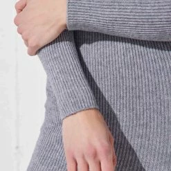 Πολύ καλή προσφορά 👍 The Fashion Project Πλεκτό φόρεμα με ανοιχτή λαιμόκοψη - Γκρι ✔️ -Φορέματα Εκπτώσεις rip plekto efarmosto forema 96053 4s51