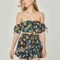 Η καλύτερη συμφωνία 👏 The Fashion Project Σετ Floral σορτς με τοπάκι - Μαύρο 🥰 -Φορέματα Εκπτώσεις set floral sorts me topaki 104961 w7il