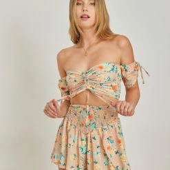 Τοπ 10 🤩 The Fashion Project Σετ Floral σορτς με τοπάκι - Μπεζ 🎉 -Φορέματα Εκπτώσεις set floral sorts me topaki 104962 g1cd