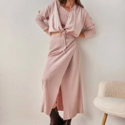 Flash Sale 🛒 The Fashion Project Σετ φούστα με τοπ και ζακέτα - Ροζ ✨