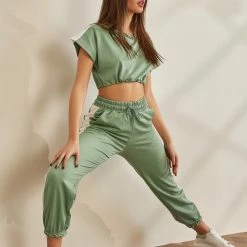 Τοπ 10 🤩 The Fashion Project Σετ Jogger παντελόνι και φουτεράκι με ρίγα - Μέντα 😉 11 Τοπ 10 🤩 The Fashion Project Σετ Jogger παντελόνι και φουτεράκι με ρίγα - Μέντα 😉 -Φορέματα Εκπτώσεις set jogger panteloni kai fouteraki me riga 89260 tmp3