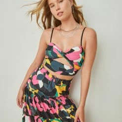 Η καλύτερη συμφωνία 🎉 The Fashion Project Σετ μπουστάκι με φούστα - Μαύρο 🛒