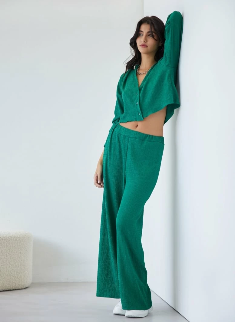 Συμφωνίες ⭐ The Fashion Project Σετ παντελόνα γκοφρέ με Cropped πουκάμισο - Πράσινο ❤️ 1 Συμφωνίες ⭐ The Fashion Project Σετ παντελόνα γκοφρέ με Cropped πουκάμισο - Πράσινο ❤️