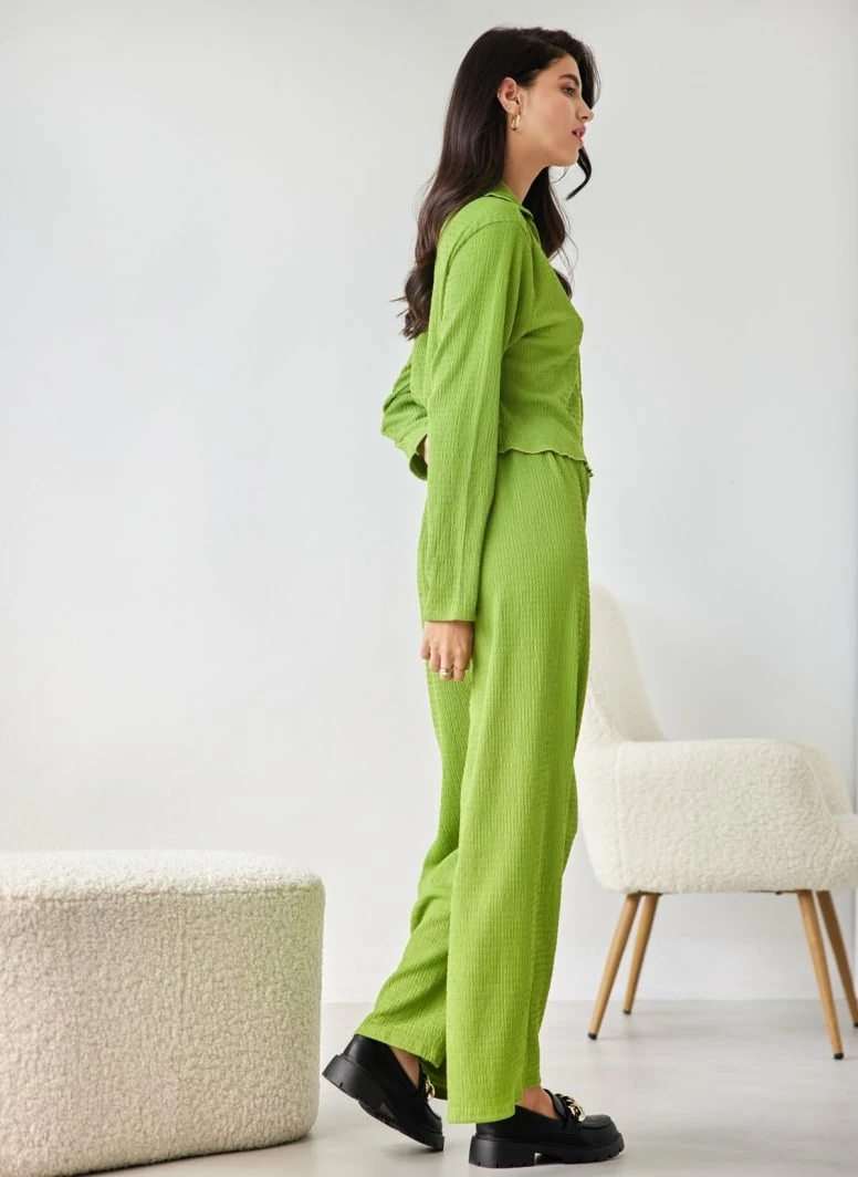 Flash Sale 💯 The Fashion Project Σετ παντελόνα γκοφρέ με Cropped πουκάμισο - Lime 🎁 3 Flash Sale 💯 The Fashion Project Σετ παντελόνα γκοφρέ με Cropped πουκάμισο - Lime 🎁 - Image 3