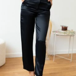 Εξοδος 💯 The Fashion Project Σετ παντελόνι με Cropped τοπάκι - Μαύρο 🧨 -Φορέματα Εκπτώσεις set panteloni me cropped topaki 101967 9ym1