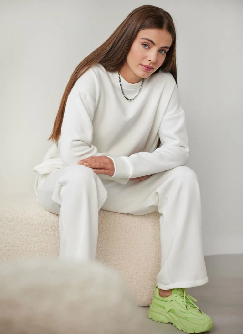 Πολύ καλή προσφορά ✔️ The Fashion Project Σετ παντελόνι με μπλούζα φούτερ - Λευκό ✨ 1 Πολύ καλή προσφορά ✔️ The Fashion Project Σετ παντελόνι με μπλούζα φούτερ - Λευκό ✨