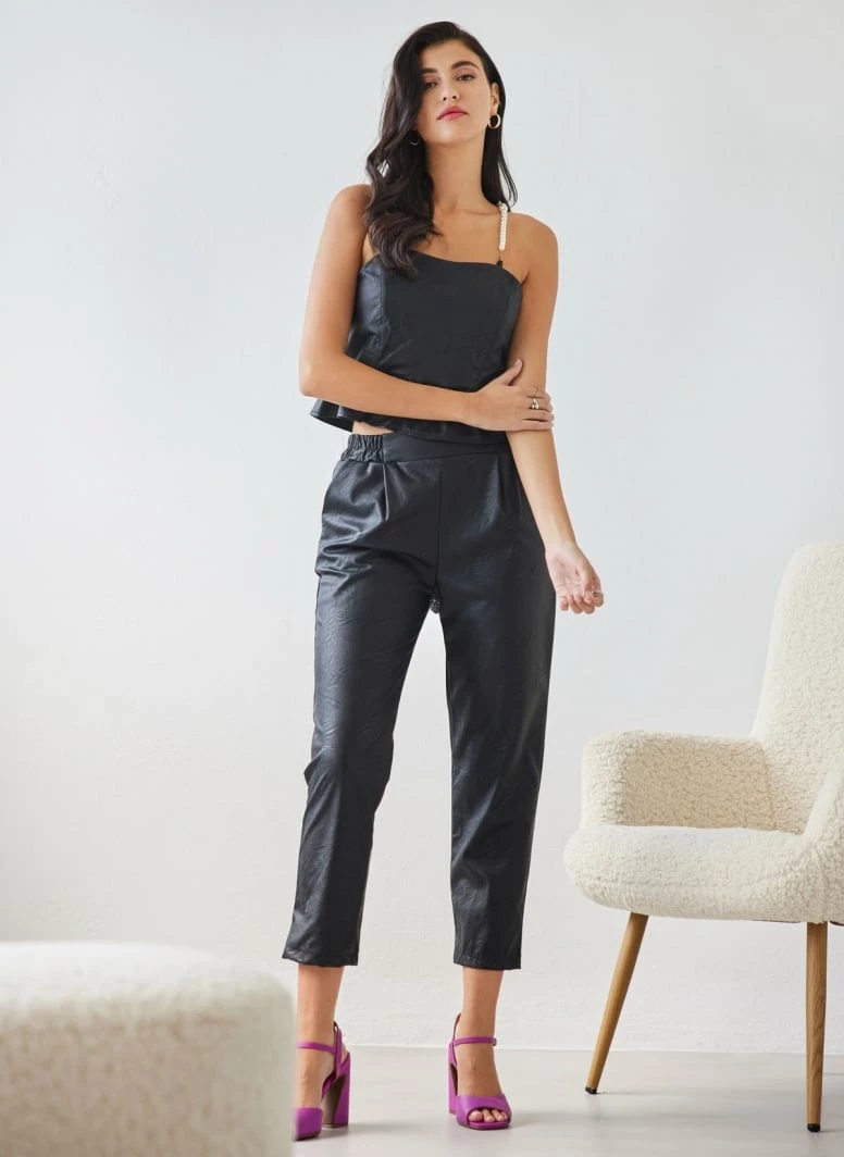 Συμφωνίες 👍 The Fashion Project Σετ παντελόνι με τοπ δερματίνη - Μαύρο 🥰 5 Συμφωνίες 👍 The Fashion Project Σετ παντελόνι με τοπ δερματίνη - Μαύρο 🥰 - Image 5