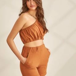 Φορέματα Εκπτώσεις 5 Κουπόνι 😍 The Fashion Project Σετ σορτς με τοπάκι με ένα μανίκι - Ταμπά 🥰