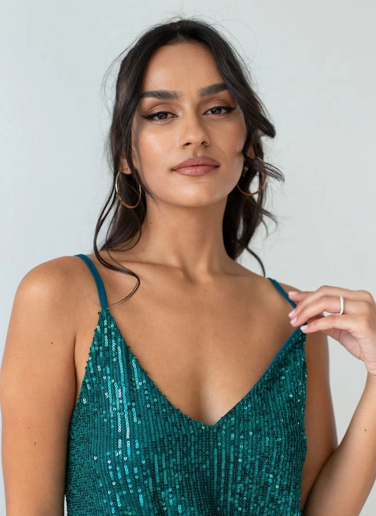 Πολύ καλή προσφορά 🔥 The Fashion Project Τοπ με παγιέτες - Κυπαρισσί 🔥 2 Πολύ καλή προσφορά 🔥 The Fashion Project Τοπ με παγιέτες - Κυπαρισσί 🔥 - Image 2